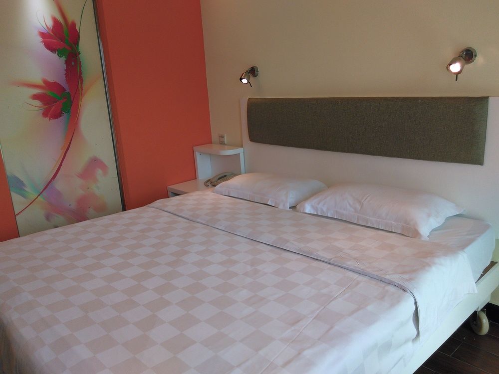 גואנגג'ואו Yile Road Garden Inn מראה חיצוני תמונה